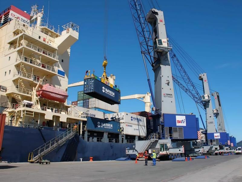 Harbour Portal Cranes