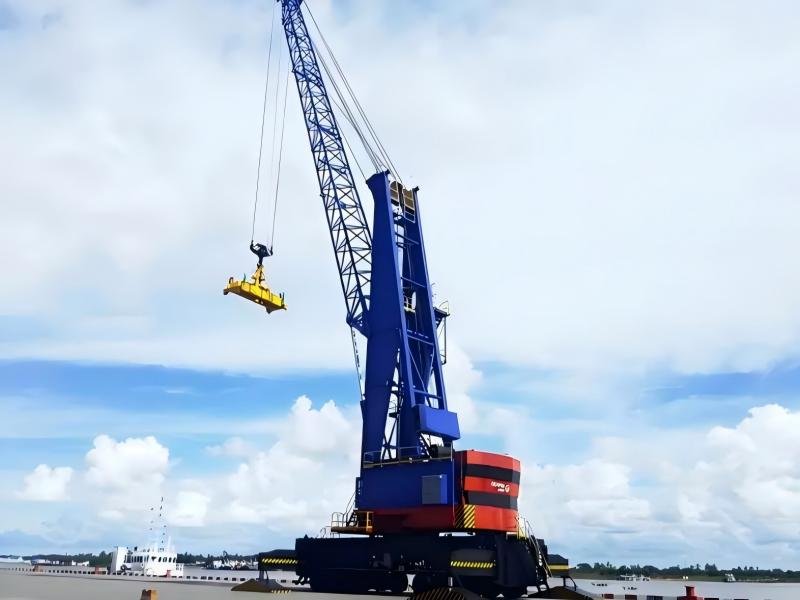 Mobile Harbour Cranes