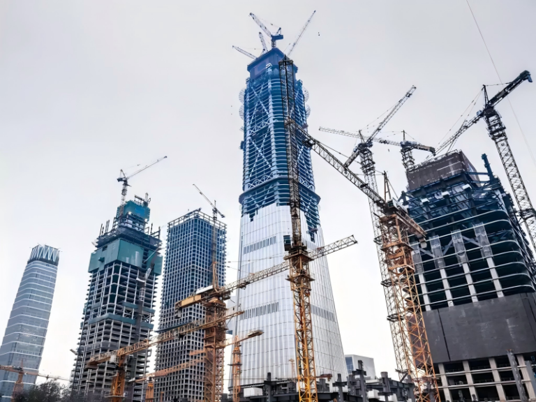 Different Types of Construction Cranes