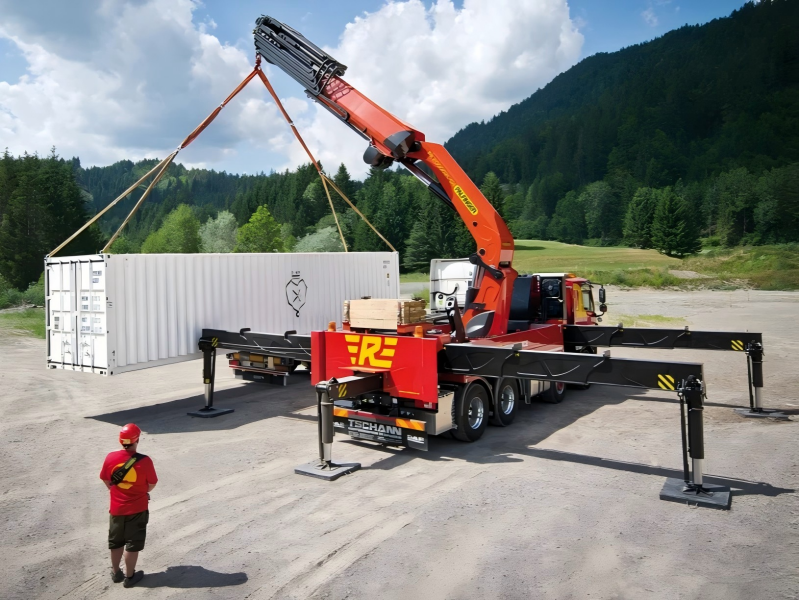 Loader Crane (Knuckle Boom Crane)