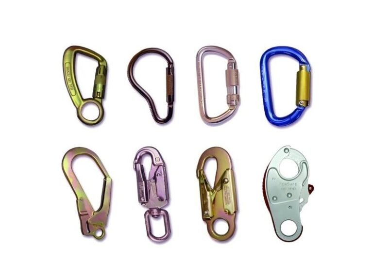 Carabiner vs Snap Hook