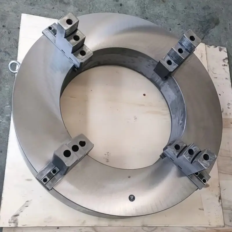 Large Through-Bore Welding Chuck