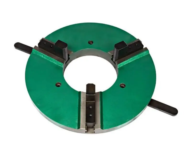 Self-Centering Welding Chuck